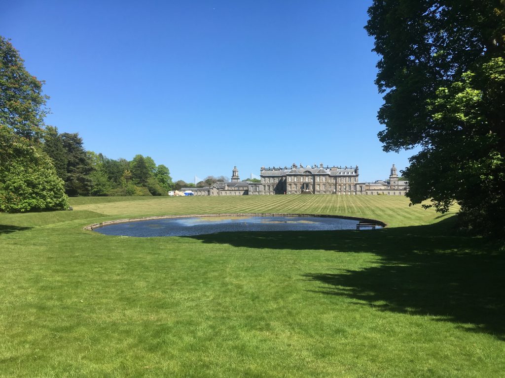 Hopetoun House on the Firth of Forth